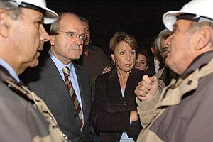 20060416100819-chaves-y-magdalena-alvarez.jpg